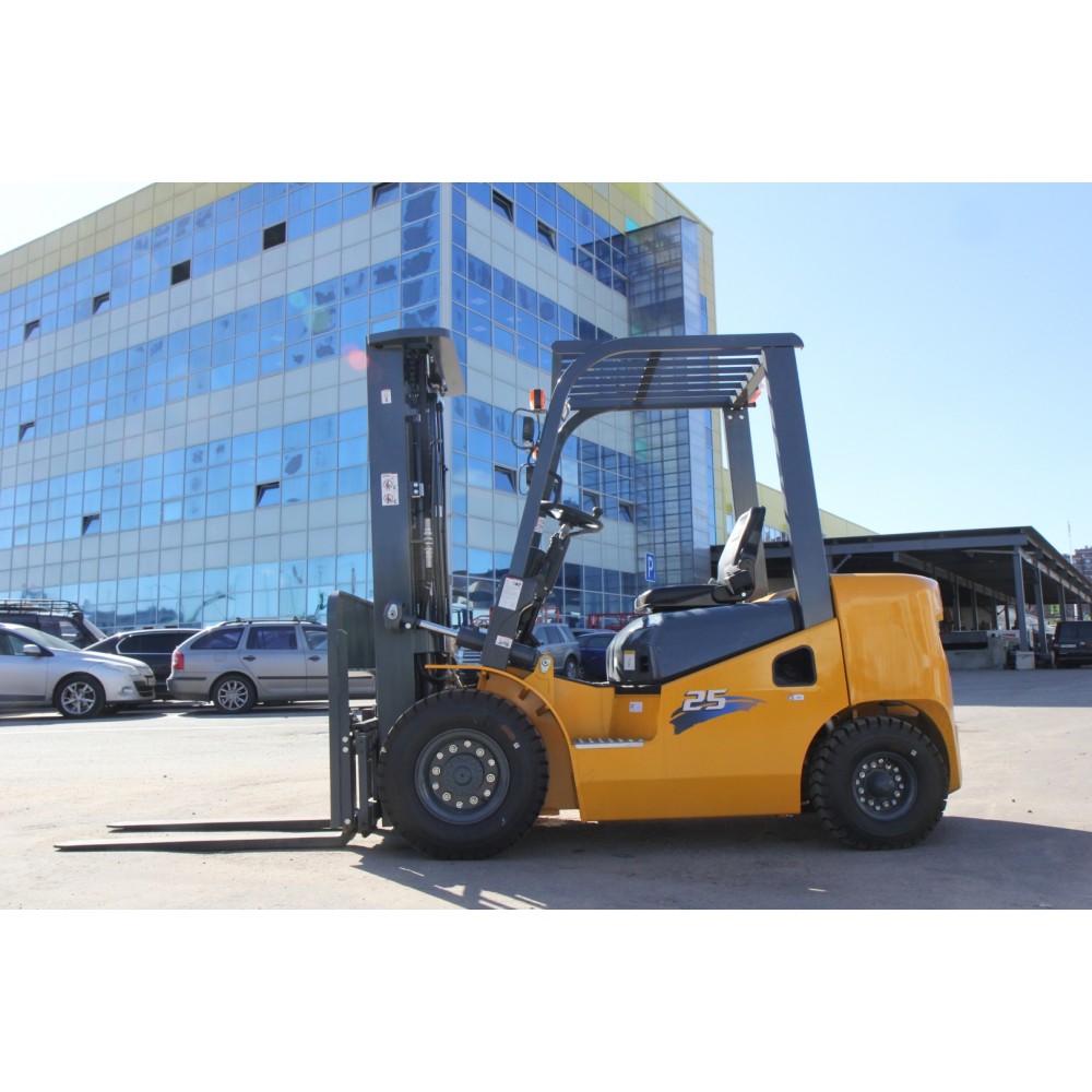 Дизельный  погрузчик Aurora Forklift CPCD20-XC5K2