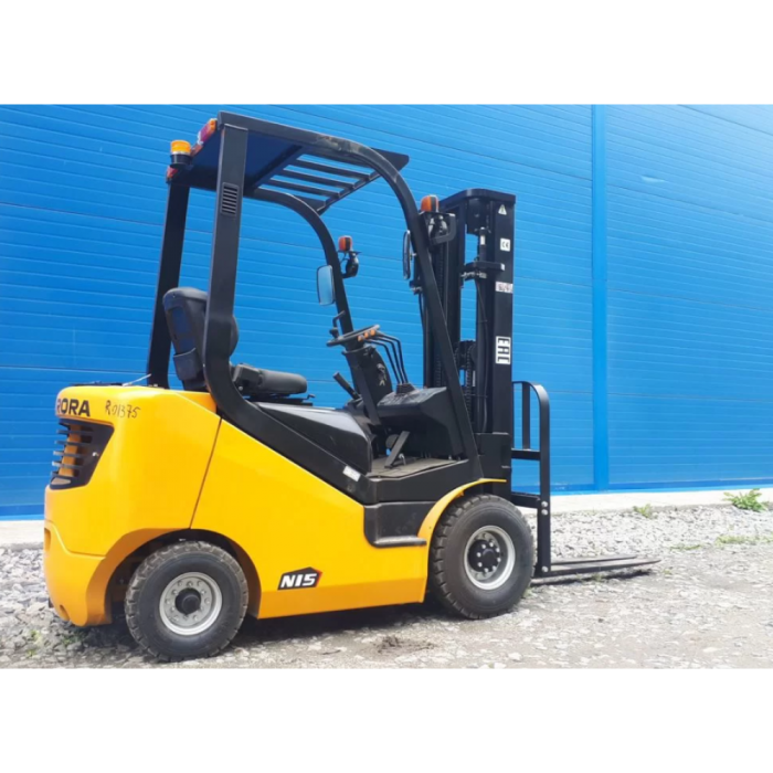 Бензиновый погрузчик Aurora FG15T-NJK2